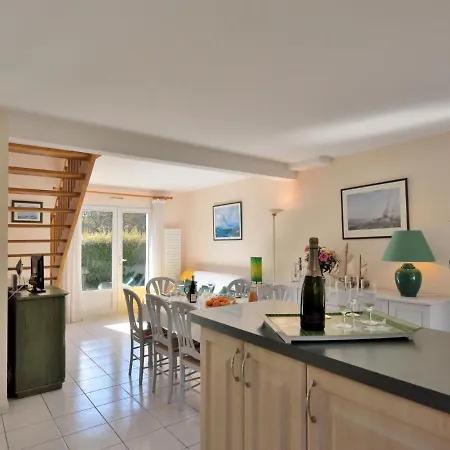 Les Chenes Verts By Interhome Сasa de vacaciones *