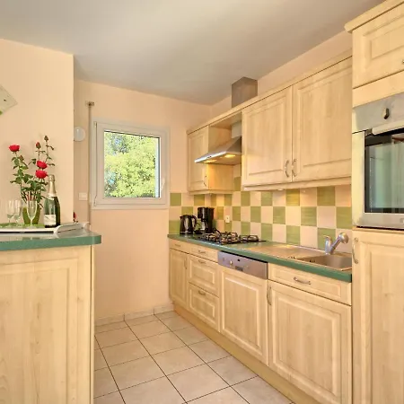 Les Chenes Verts By Interhome Сasa de vacaciones *